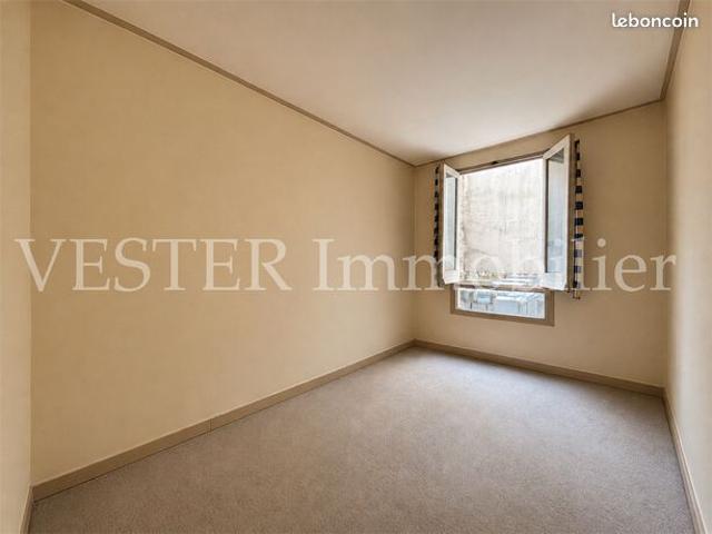 Studio 1 pièce 20 m²
