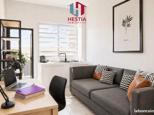 Studio 1 pièce 20 m²