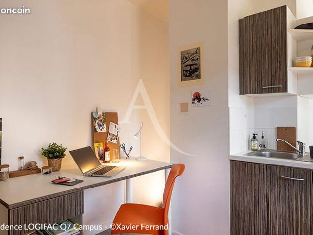 Studio 1 pièce 20 m²