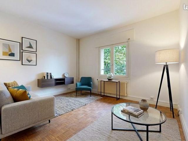 Studio 1 pièce 20 m²