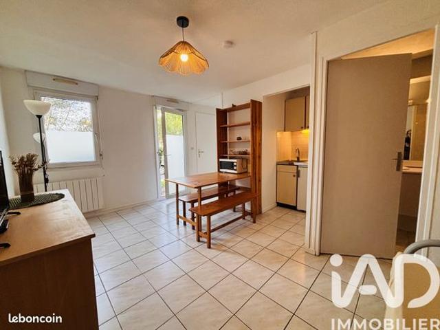 Studio 1 pièce 20 m²