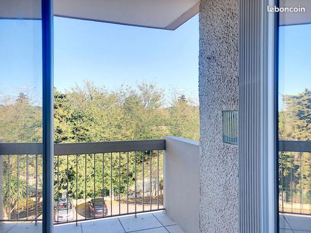 Studio 1 pièce 20 m²