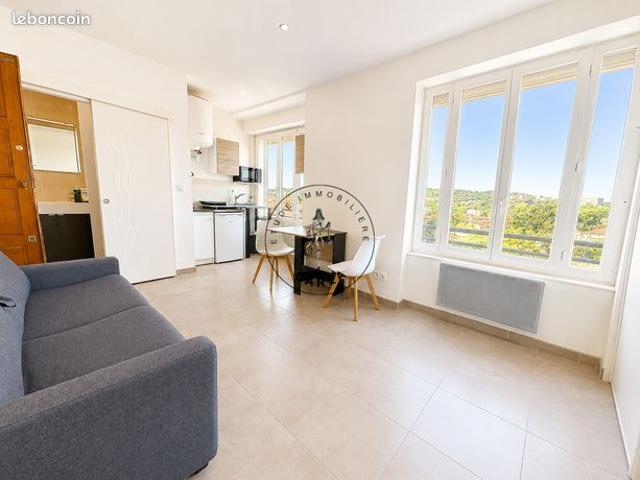 Studio 1 pièce 20 m²