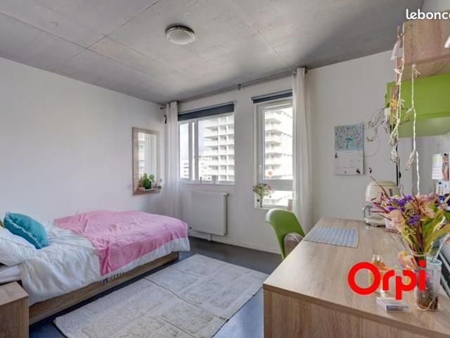Studio 1 pièce 20 m²