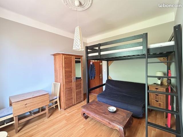 Studio 1 pièce 20 m²