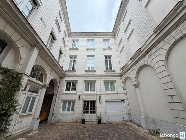 Studio 1 pièce 20 m²