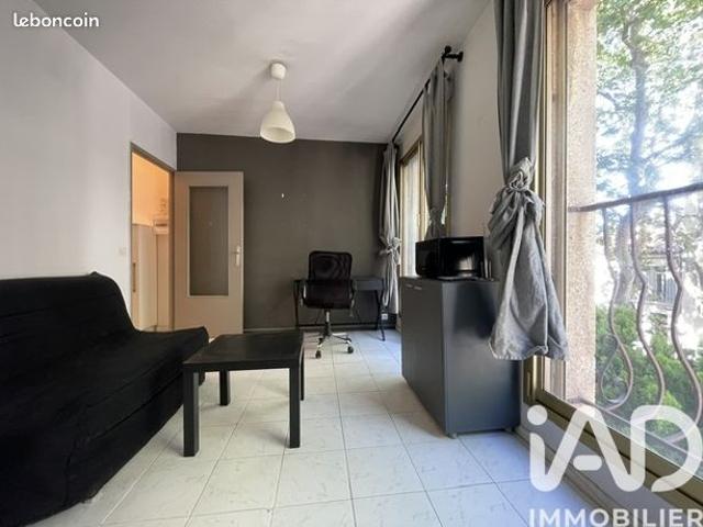 Studio 1 pièce 20 m²