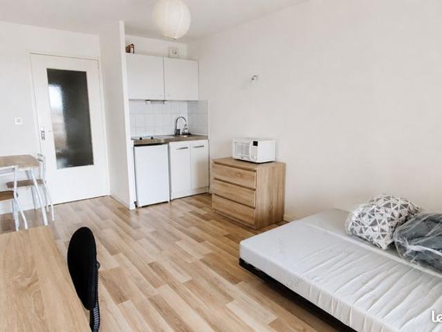 Studio 1 pièce 20 m²