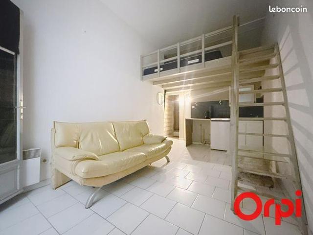 Studio 1 pièce 20 m²