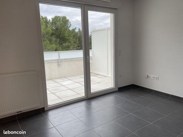 Studio 1 pièce 20 m²