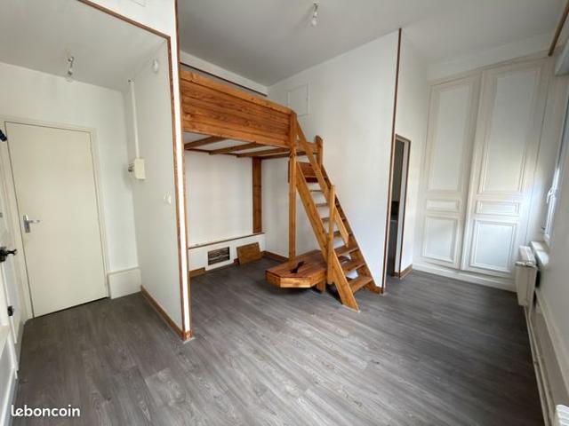 Studio 1 pièce 20 m²