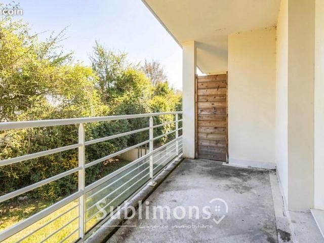 Studio 1 pièce 20 m²