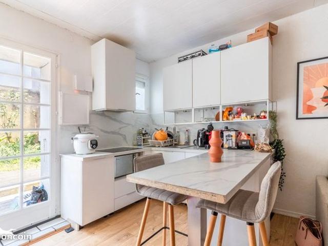 Studio 1 pièce 20 m²