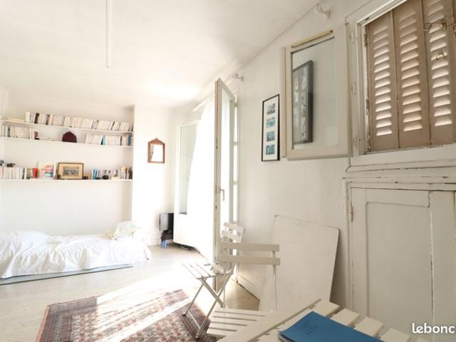 Studio 1 pièce 20 m²