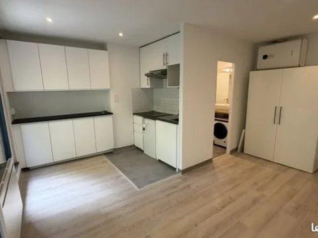 Studio 1 pièce 20 m²