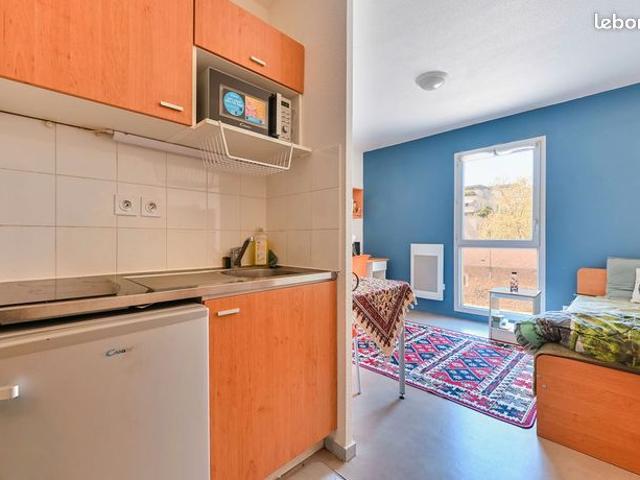 Studio 1 pièce 20 m²
