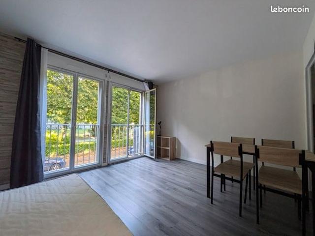 Studio 1 pièce 21 m²