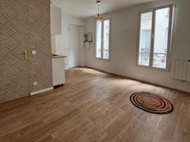 Studio 1 pièce 20 m²