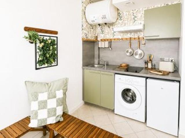 Studio 1 pièce 20 m²