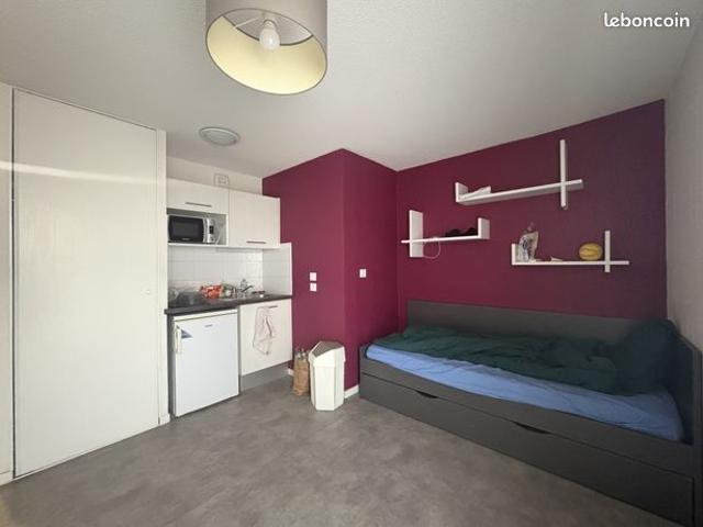 Studio 1 pièce 20 m²
