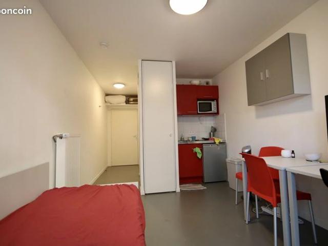 Studio 1 pièce 20 m²