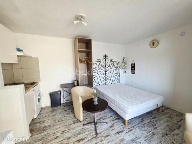 Studio 1 pièce 20 m²