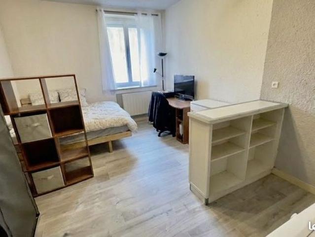 Studio 1 pièce 20 m²