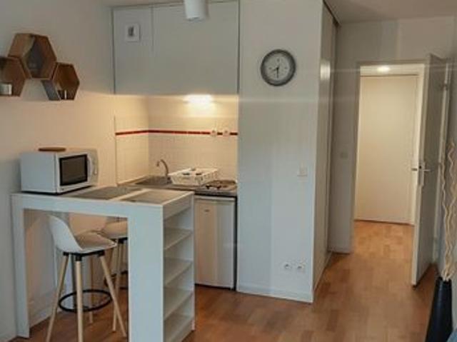 Studio 1 pièce 20 m²