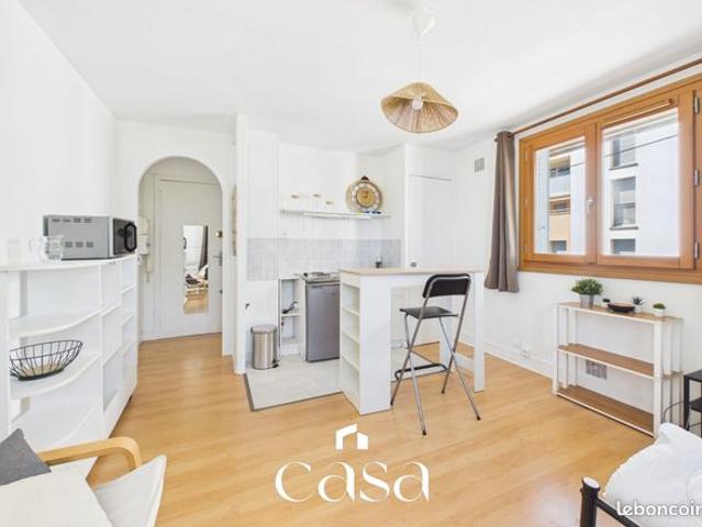 Studio 1 pièce 20 m²