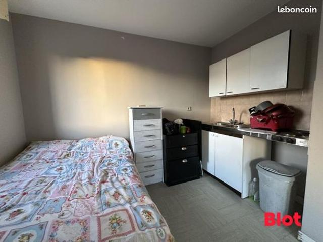 Studio 1 pièce 20 m²