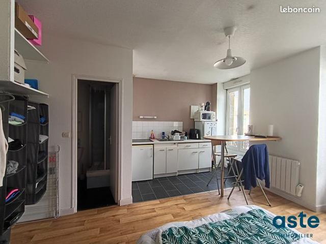 Studio 1 pièce 20 m²
