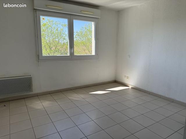 Studio 1 pièce 20 m²