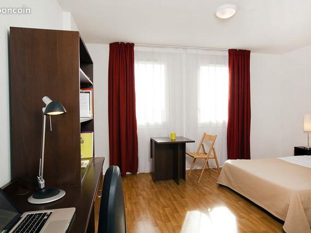 Studio 1 pièce 20 m²