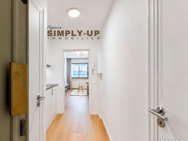 Studio 1 pièce 20 m²