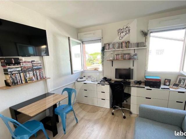 Studio 1 pièce 20 m²