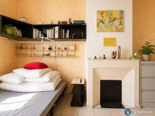Studio 1 pièce 20 m²