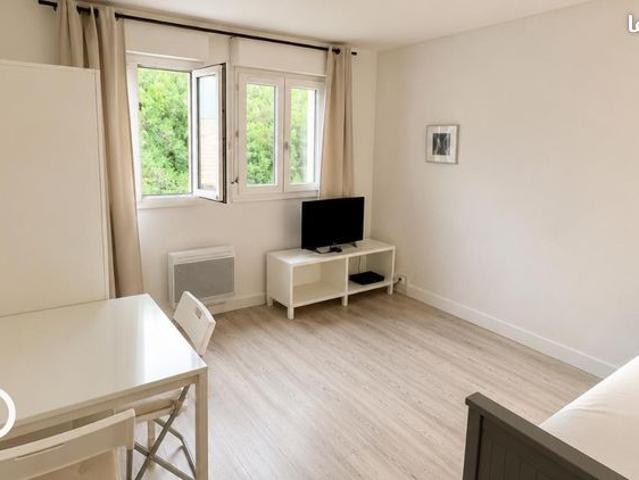 Studio 1 pièce 20 m²