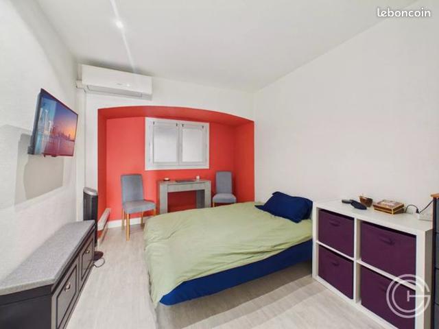 Studio 1 pièce 20 m²