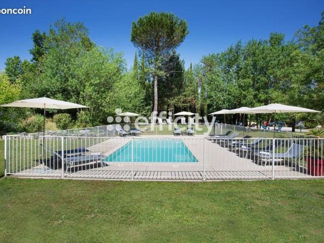 Studio 1 pièce 20 m²