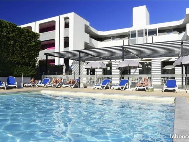 Studio 1 pièce 20 m²