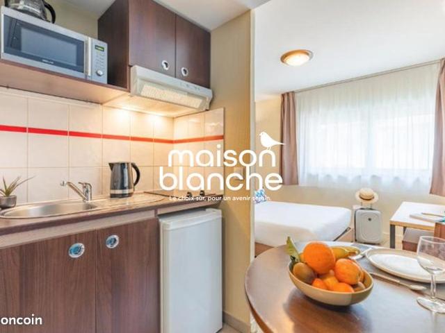Studio 1 pièce 20 m²