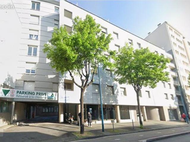 Studio 1 pièce 20 m²