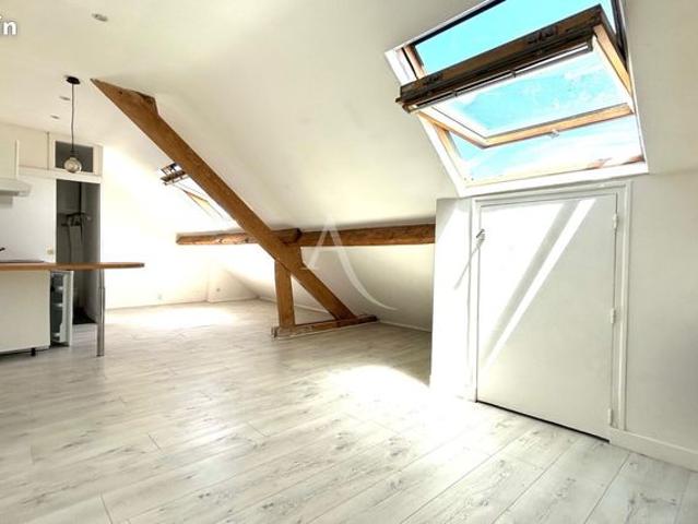 Studio 1 pièce 20 m²