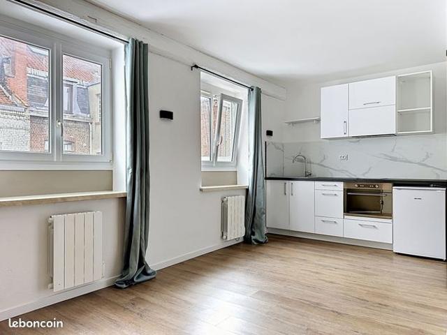 Studio 1 pièce 20 m²