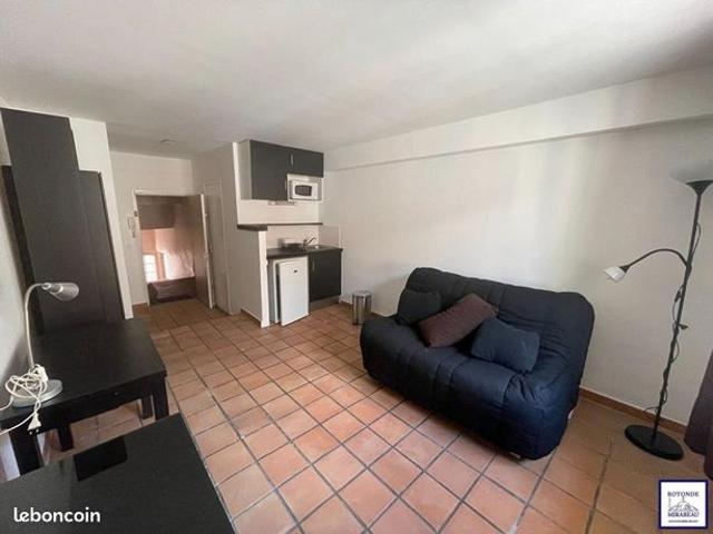 Studio 1 pièce 20 m²