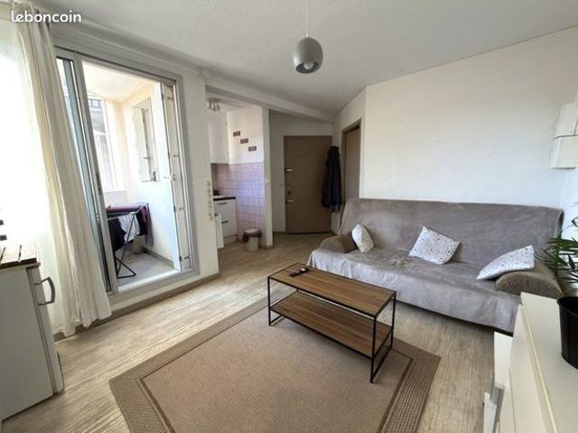 Studio 1 pièce 20 m²