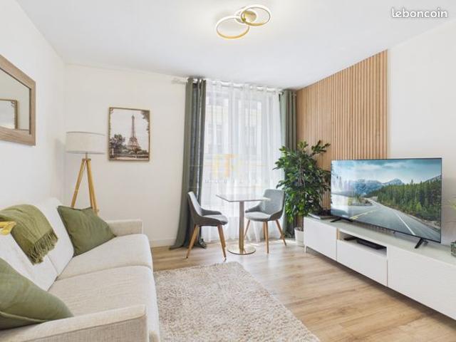 Studio 1 pièce 20 m²