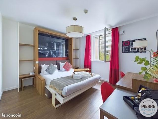 Studio 1 pièce 20 m²