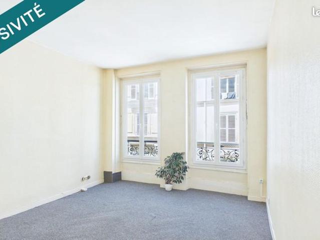 Studio 1 pièce 20 m²