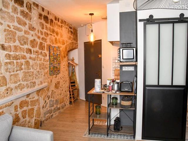 Studio 1 pièce 20 m²